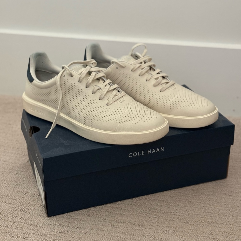 Cole Haan Men's Beige and Navy Sneakers